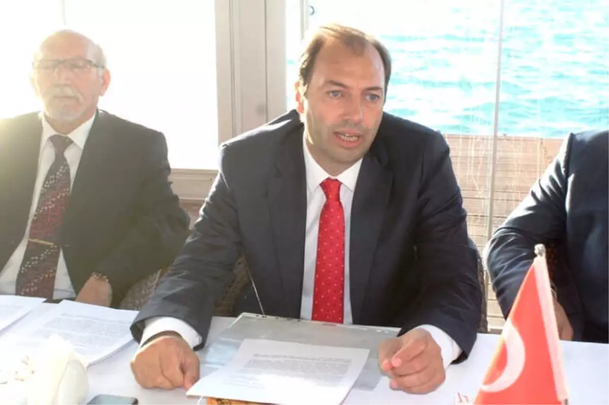 Aydın Şensal Ayvalık Ticaret Odası Başkanlığına Aday Olduğunu Açıkladı