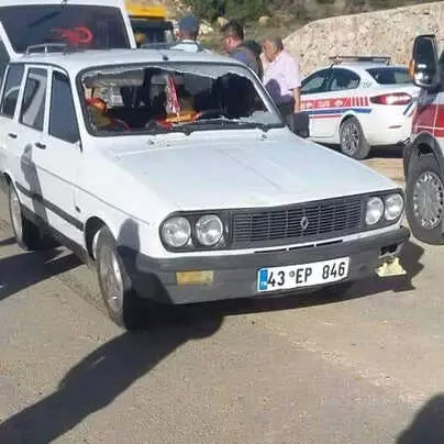 Emet�te Trafik Kazası 2 Yaralı Haberler