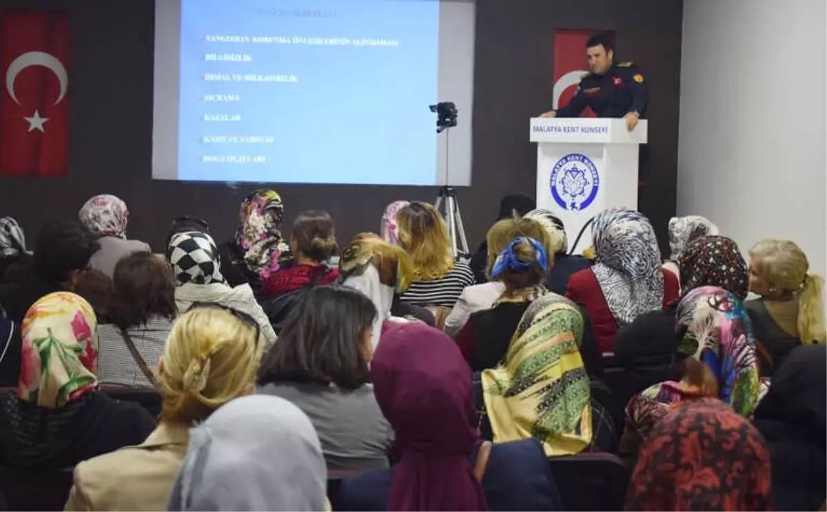 Kadınlara Temel Yangın Eğitimi Verildi