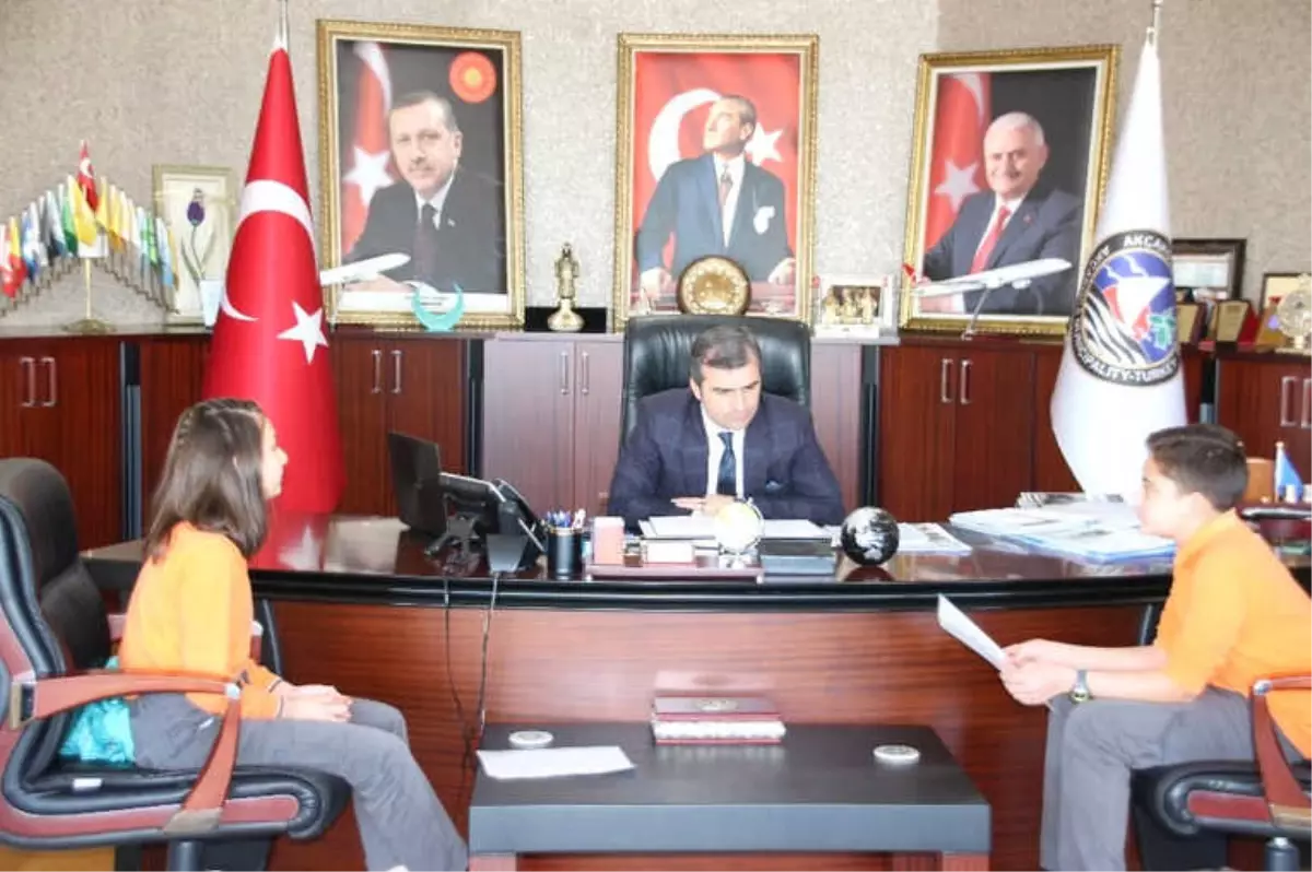Öğrencilerden Başkan Yemenici'ye Ziyaret