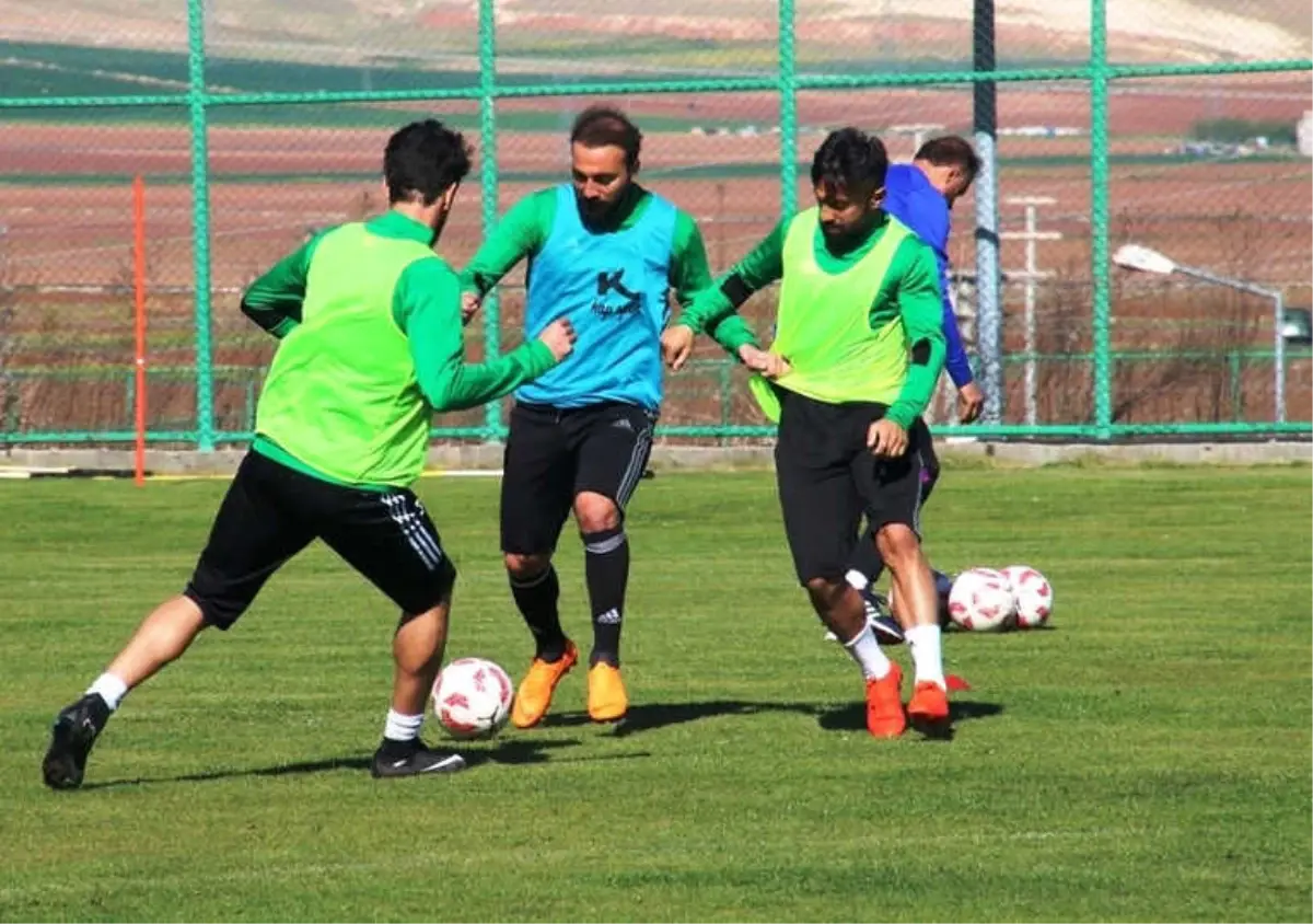 Şanlıurfaspor'da Hazırlıklar Sürüyor