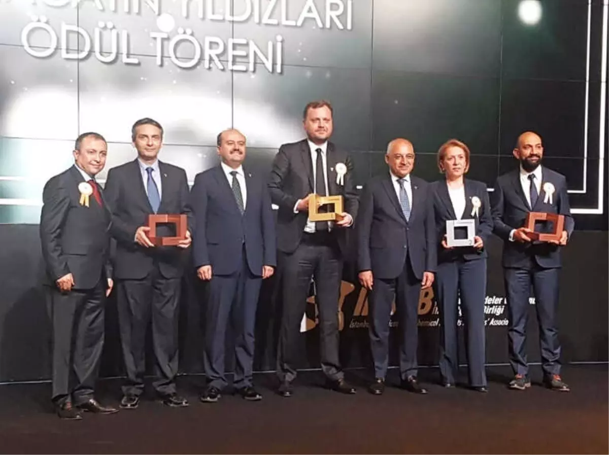 Standard Profil'e İhracatın Yıldızları Ödülü
