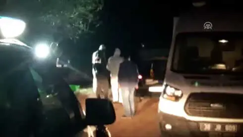 Sarıoğlan'da Baba ve 12 Yaşındaki Oğlu Öldürüldü Sarıoğlan'da Baba ve 12 Yaşındaki Oğlu Öldürüldü
