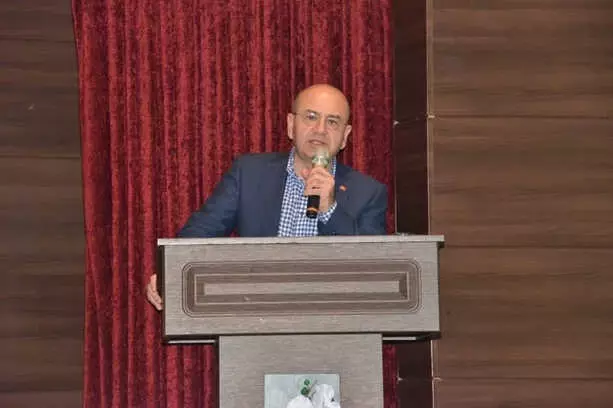 Gediz'de Safahat'ı Okuma ve Anlama Yarışması Finali Yapıldı Gediz'de Safahat'ı Okuma ve Anlama Yarışması Finali Yapıldı