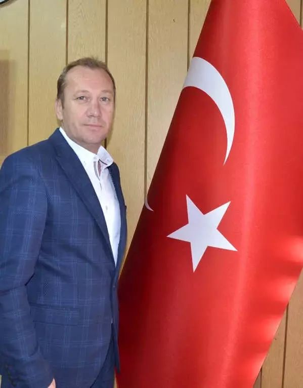 Kütahyaspor Kulübü Başkanı Ahmet Tekdemir: Şampiyonluk Yolunda Yalnız Bırakıldık Kütahyaspor Kulübü Başkanı Ahmet Tekdemir: Şampiyonluk Yolunda Yalnız Bırakıldık