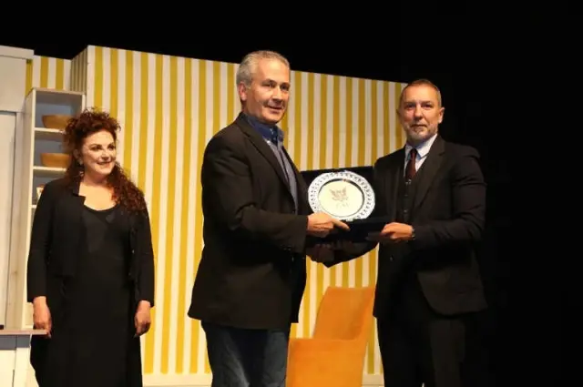 Meryem Reis ve Derya Alabora, KKTC'de 'Beyaz'la Sahnede