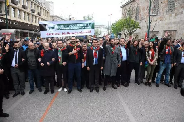 Bursa'da Ünlü Sanatçılarla Fetih Coşkusu İzdihamı... Bursa'da Ünlü Sanatçılarla Fetih Coşkusu İzdihamı...