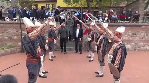 Bursa Fetih Yürüyüşünde 'Diriliş Ertuğrul' İzdihamı Bursa Fetih Yürüyüşünde 'Diriliş Ertuğrul' İzdihamı