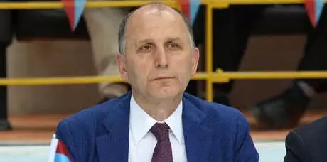 Trabzonspor'da Muharrem Usta Yönetimi İbra Edildi