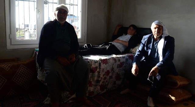 Kabus Köy'ün Erkekleri 'Mavi' Kimliklerini İstiyor