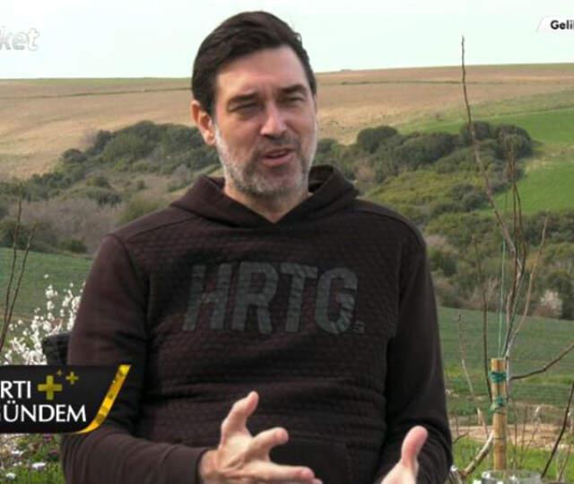 Şehir Hayatından Kaçan Burak Hakkı, Yerleştiği Köyde Tarım Yapıyor