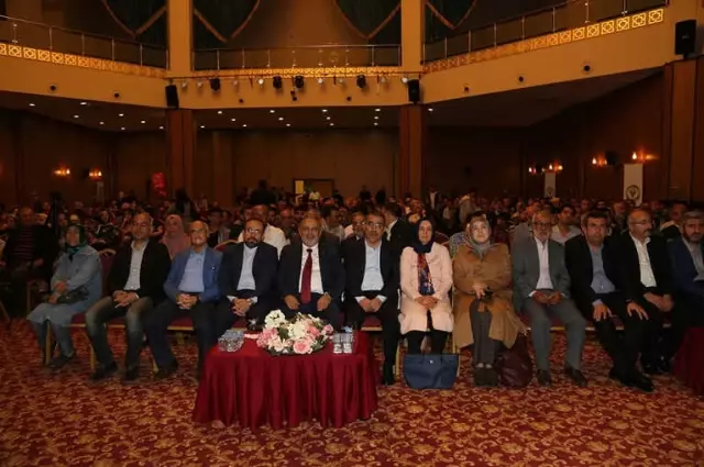 Yılmaz: 'Aklı Olan Türkiye ile Birlikte Hareket Eder' Yılmaz: 'Aklı Olan Türkiye ile Birlikte Hareket Eder'