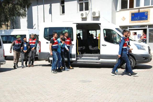 Büyük Vurgun! Ağır Hasarlı Araçları Hasarsız Gibi Gösterip 400 Kişiyi Dolandırdılar