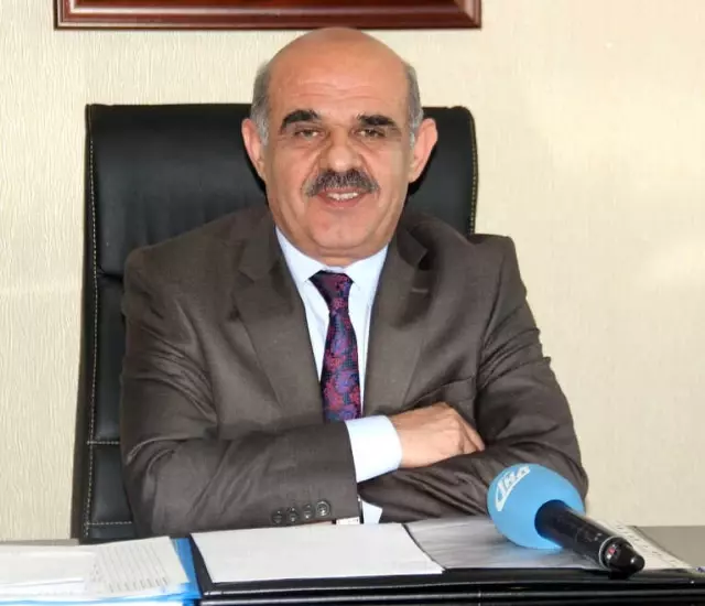 Nüfus Müdürlüğü'nde Ehliyet ve Pasaport Yoğunluğu