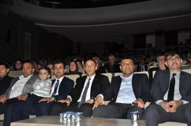 Gaziantep Ülkü Ocaklarından Uyuşturucuya Karşı Tiyatro