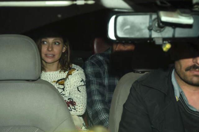 'Kral Ragnar' ile Sabaha Kadar Eğlenen Tuba Ünsal'dan 'Evliliğimde Sorun Yok' Mesajı