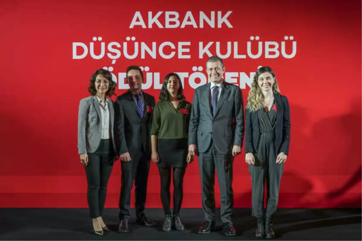 Akbank Düşünce Kulübü 10 Yaşında!