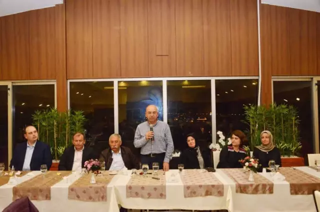 Belediye Başkanı Saraoğlu: Doktorların Toplum İçinde Farklı Bir Statüye Sahip Olması Gerekiyor Belediye Başkanı Saraoğlu: Doktorların Toplum İçinde Farklı Bir Statüye Sahip Olması Gerekiyor