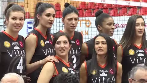 Eczacıbaşı Vitra Medyayla Buluştu Eczacıbaşı Vitra Medyayla Buluştu