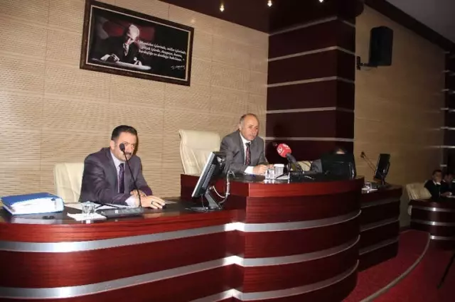 İl Koordinasyon Kurulu Toplantısı Yapıldı İl Koordinasyon Kurulu Toplantısı Yapıldı