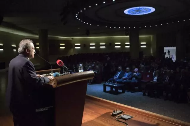 Azerbaycan'ın Ulusal Lideri Haydar Aliyev Atatürk Üniversitesinde Anıldı Azerbaycan'ın Ulusal Lideri Haydar Aliyev Atatürk Üniversitesinde Anıldı