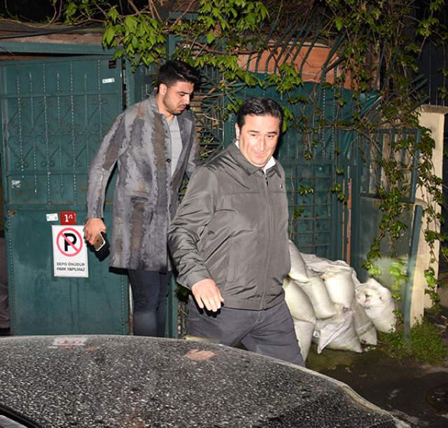 Sevgilisiyle Yakalanan Ozan Tufan, Aracının Bagajına Binip Kaçmak İstedi