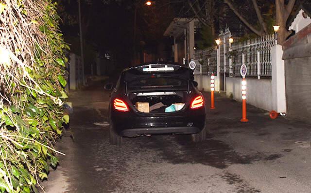Sevgilisiyle Yakalanan Ozan Tufan, Aracının Bagajına Binip Kaçmak İstedi