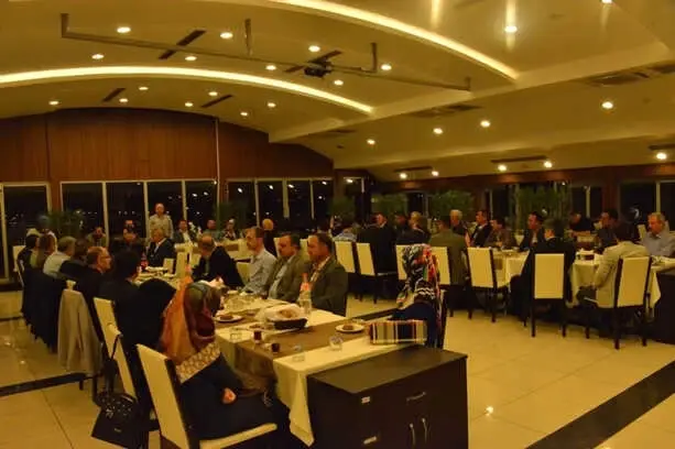 Belediye Başkanı Saraoğlu: Sendikal Faaliyetler Türk Demokrasisine Büyük Katkı Sağlamaktadır Belediye Başkanı Saraoğlu: Sendikal Faaliyetler Türk Demokrasisine Büyük Katkı Sağlamaktadır