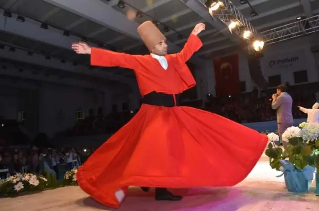 Aliağa'da Kur'an-ı Kerim Ziyafeti Aliağa'da Kur'an-ı Kerim Ziyafeti