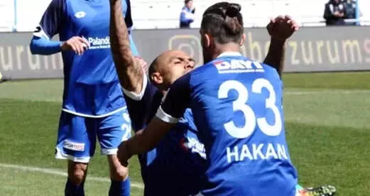 Erzurumspor Deplasmanda Manisaspor'u 6-1 Yendi
