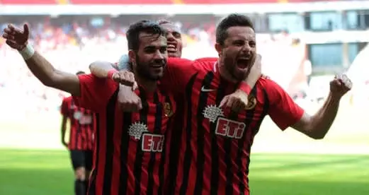 Eskişehirspor Sahasında Samsunspor'u 5-0'la Geçti