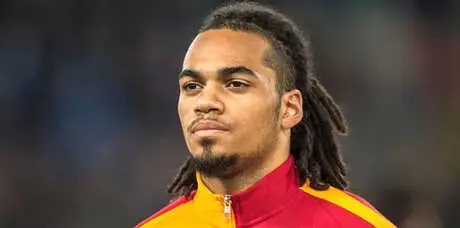 Denayer Geri Döndü