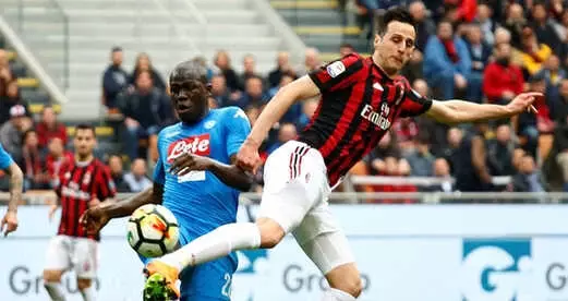 İtalya'da Napoli, Deplasmanda Milan ile Golsüz Berabere Kaldı