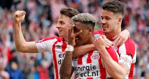 PSV, Ajax'ı 3-0 Devirdi, Şampiyonluğunu İlan Etti