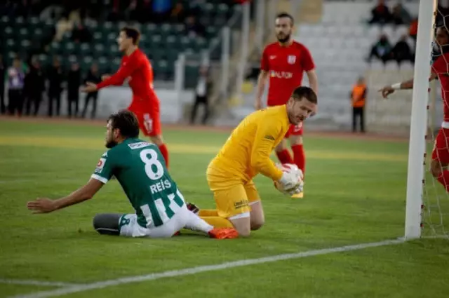 Spor Toto 1. Lig: Akın Çorap Giresunspor: 1 - Balıkesirspor Baltok: 0