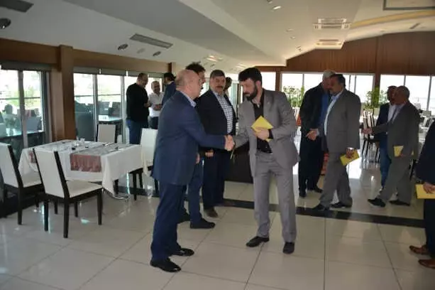 Belediye Başkanı Saraoğlu: Camilerimiz Manevi, Sosyal ve Kültür Hayatımızın Merkezidir Belediye Başkanı Saraoğlu: Camilerimiz Manevi, Sosyal ve Kültür Hayatımızın Merkezidir