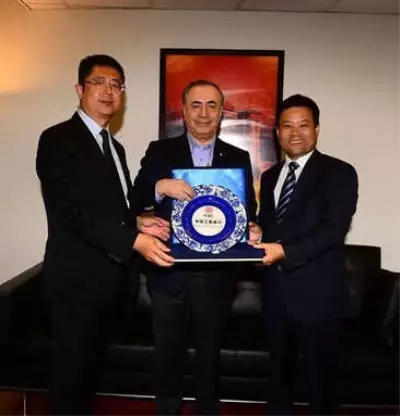 Icbc'den Mustafa Cengiz'e Nezaket Ziyareti