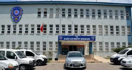 Çoğunluğu Afrikalı 37 Kaçak Göçmen, Kamyon Kasasında Üst Üste Yakalandı