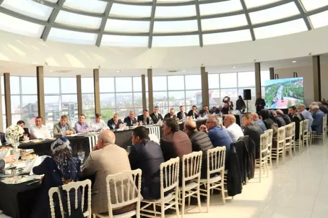 Yerel Yönetimler Serdivan'da Bir Araya Geldi Yerel Yönetimler Serdivan'da Bir Araya Geldi