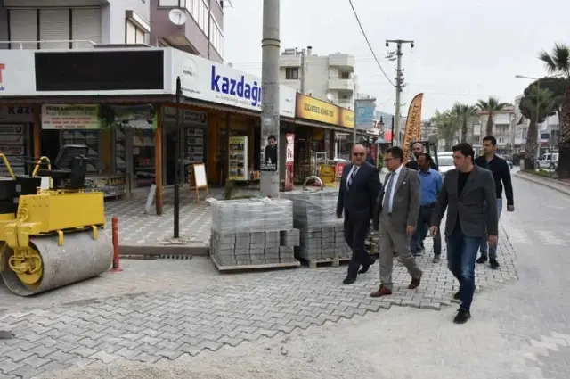 Akçay'da Yollar Yapılıyor