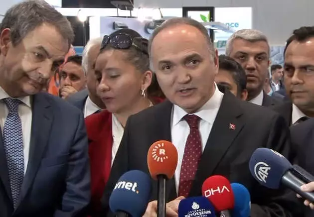 Bakan Özlü: