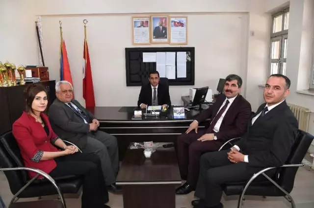 Başkan Asya'dan Selçuklu İlk ve Ortaokuluna Ziyaret