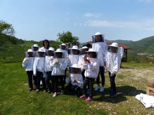 Çocuklara Arı ve Arıcılık Anlatıldı