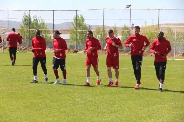 Elazığspor, Play-off Umudunu Sürdürmek İstiyor Elazığspor, Play-off Umudunu Sürdürmek İstiyor
