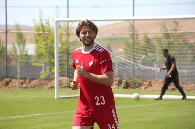 Elazığspor, Play-off Umudunu Sürdürmek İstiyor Elazığspor, Play-off Umudunu Sürdürmek İstiyor