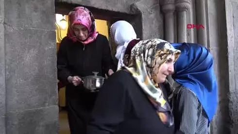 Erzurum Tarihi Çifte Mineali Medrese'de Yemek Yarışması-Hd Erzurum Tarihi Çifte Mineali Medrese'de Yemek Yarışması-Hd