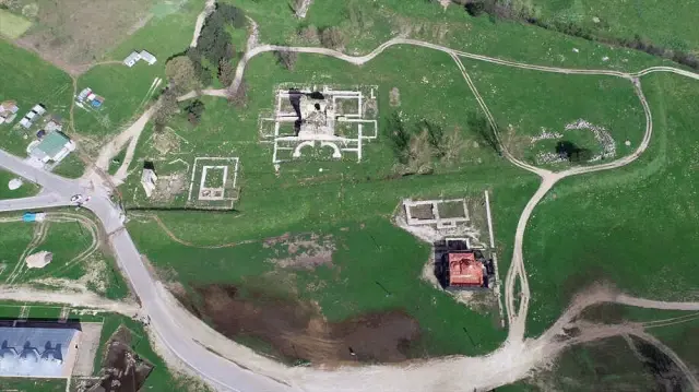 Fatih'in Fethe Çıktığı Saray Ören Yeri Oluyor
