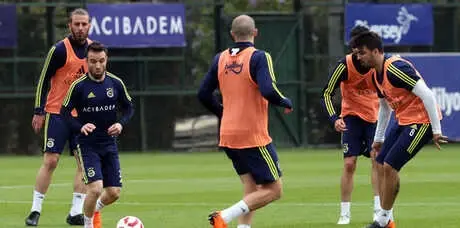Fenerbahçe'de Kupa Mesaisi Sürüyor