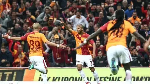 Galatasaray Yeniden Lider