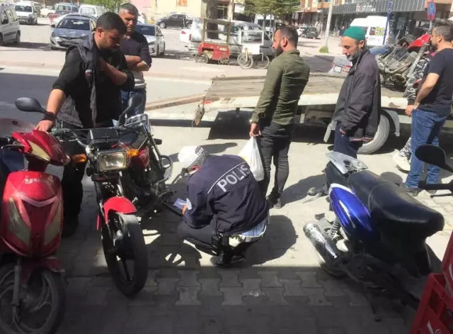 Kulu'da Hurdaya Ayrılan ve Tescilsiz Motosikletler Toplanıyor